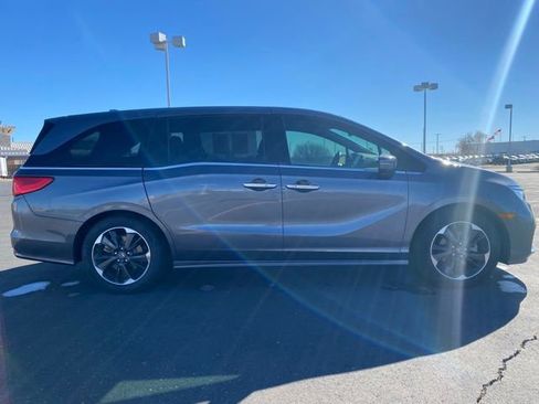 Used 2023 Honda Odyssey Elite image 7