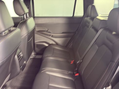 New 2026 Jeep Cherokee Limited AWD/4WD image 10
