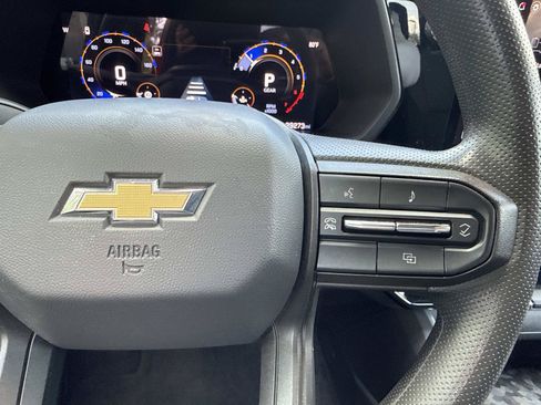 Used 2025 Chevrolet Colorado W/T w/ Advanced Trailering Package RWD image 16