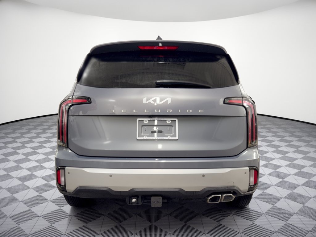 Used 2024 Kia Telluride EX w/ EX Captain's Chair Package FWD image 11