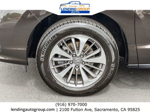 Used 2017 Acura RDX AWD w/ Advance Package image 9