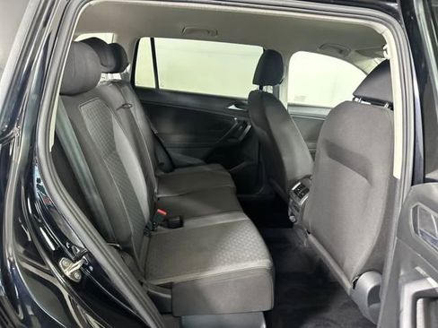Used 2021 Volkswagen Tiguan S image 25