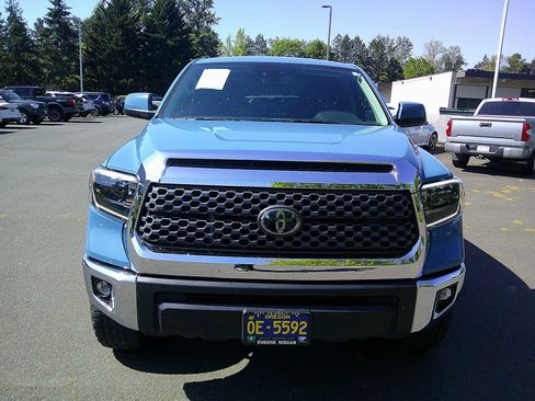 Used 2020 Toyota Tundra SR5 w/ TRD Off-Road Package AWD/4WD image 8