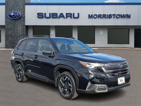 Certified 2025 Subaru Forester Limited image 1