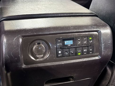 Used 2019 Toyota Sequoia TRD Sport w/ TRD Sport Premium Package AWD/4WD image 19