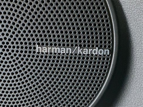 Used 2022 Hyundai Kona Limited image 21