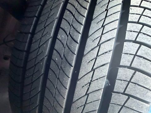 Certified 2025 Chevrolet Trax LT w/ LT Convenience Package image 5