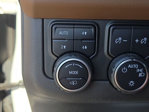 Certified 2022 Chevrolet Tahoe High Country image 27