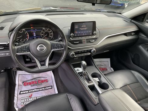 Used 2022 Nissan Altima 2.5 SR image 11