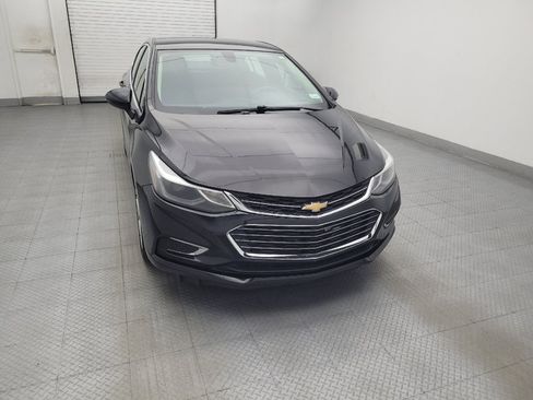 Used 2017 Chevrolet Cruze Premier FWD image 14