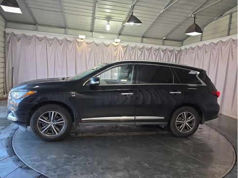 Used 2020 INFINITI QX60 Luxe w/ Essential Package image 4