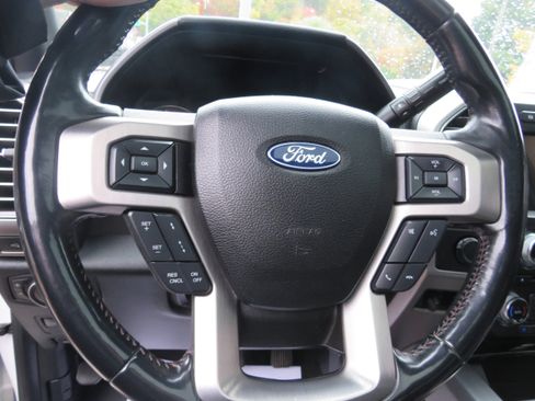 Used 2018 Ford F450 Platinum w/ Platinum Ultimate Package image 13