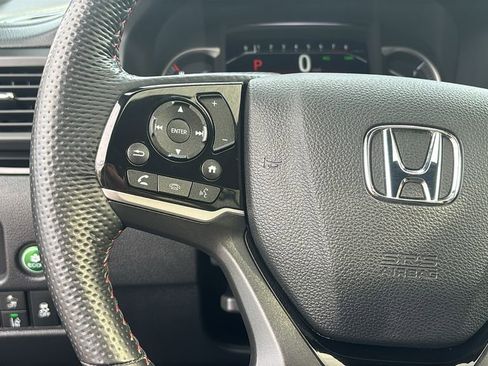 Used 2024 Honda Passport Black Edition image 17