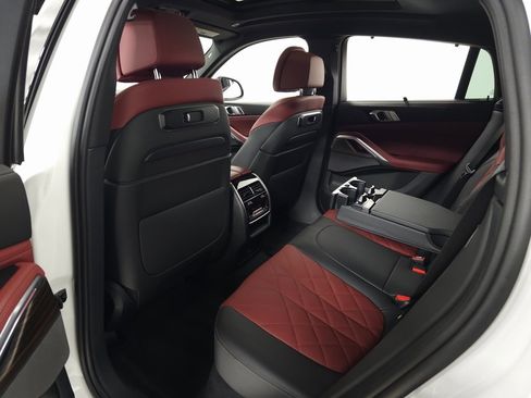 Used 2025 BMW X6 xDrive40i w/ Executive Package image 40