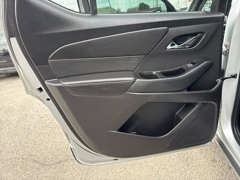 Used 2018 Chevrolet Traverse Premier w/ Driver Confidence II Package image 19