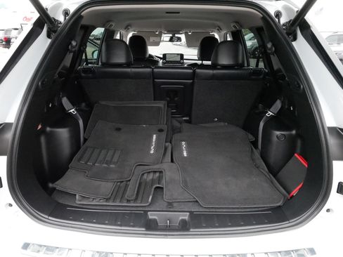 Used 2022 Mitsubishi Outlander SEL AWD/4WD image 18