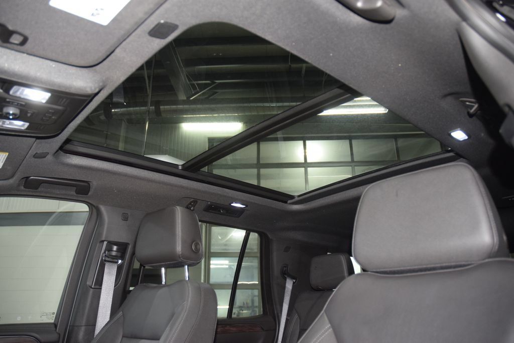 Used 2023 Chevrolet Tahoe LT w/ Luxury Package AWD/4WD image 51