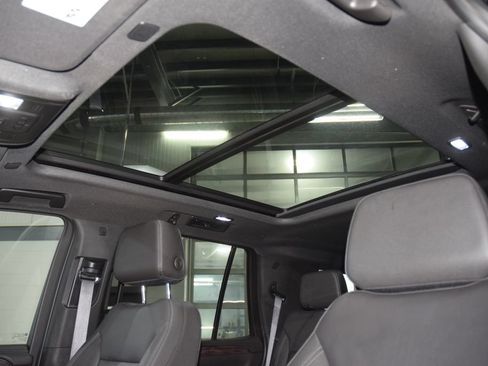 Used 2023 Chevrolet Tahoe LT w/ Luxury Package AWD/4WD image 51