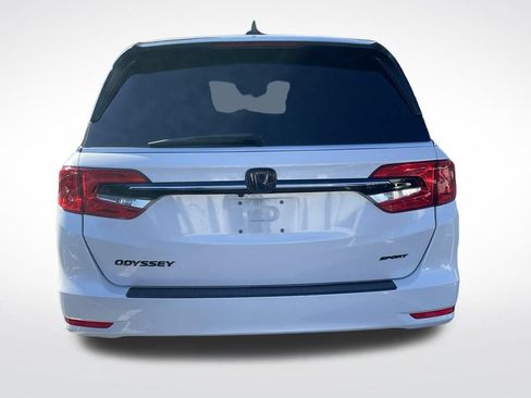 Used 2024 Honda Odyssey EX-L image 4