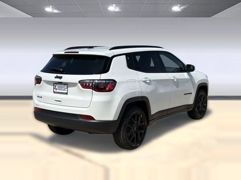New 2026 Jeep Compass Latitude AWD/4WD image 9