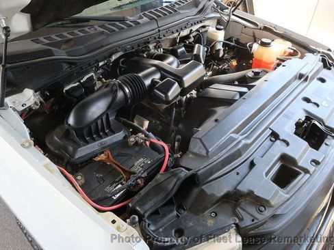 Used 2017 Ford F250 XL w/ Power Equipment Group AWD/4WD image 39