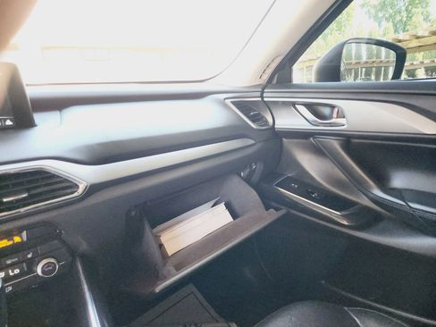 Used 2019 MAZDA CX-9 Touring image 27