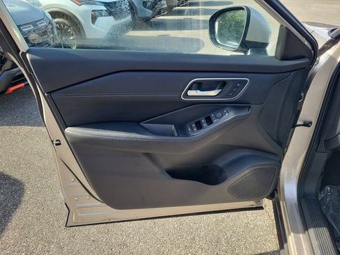 New 2026 Nissan Rogue Platinum w/ Platinum Premium Package AWD/4WD image 5