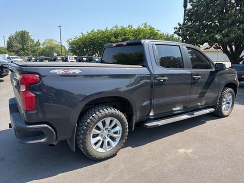Used 2023 Chevrolet Silverado 1500 Custom AWD/4WD image 3