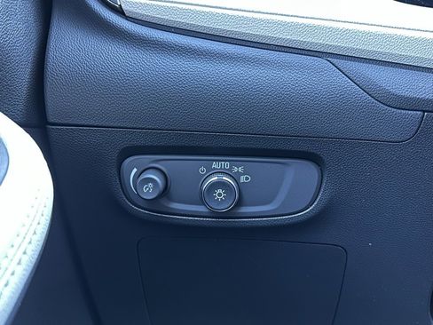 Used 2024 Buick Encore GX Preferred w/ Advanced Technology Package image 28