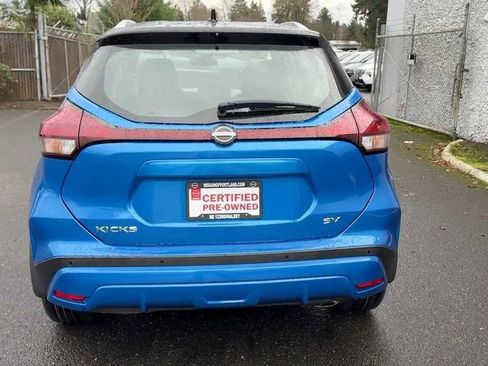 Certified 2024 Nissan Kicks SV image 9