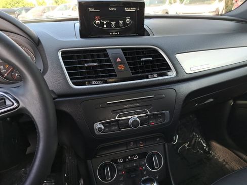 Used 2018 Audi Q3 2.0T Premium AWD/4WD image 21