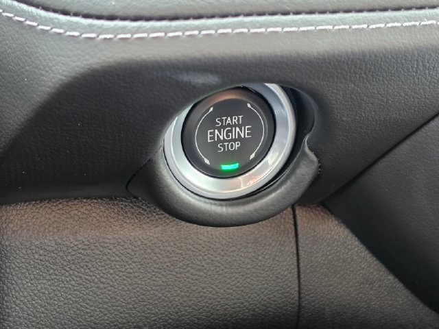 Used 2025 Chevrolet Tahoe LT AWD/4WD image 38