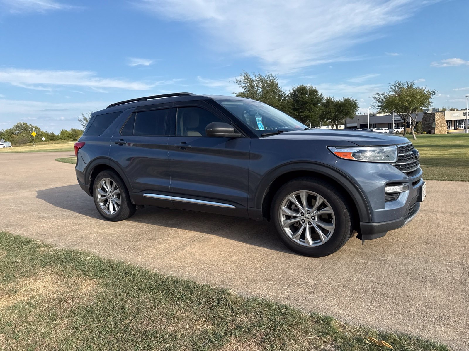 Used 2021 Ford Explorer XLT w/ Equipment Group 202A RWD 360° Tour