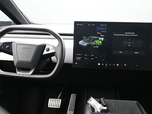 Used 2024 Tesla Cybertruck AWD Crew Cab image 11