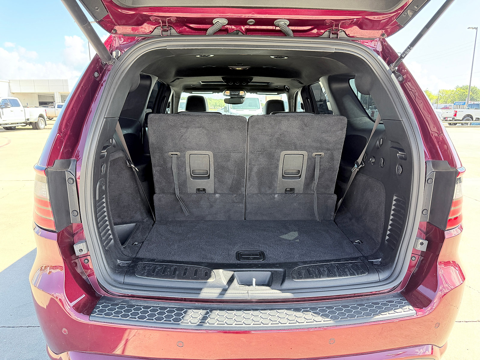 Used 2022 Dodge Durango R/T w/ Tow 'N Go Package AWD/4WD image 20