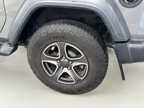 Used 2018 Jeep Wrangler Sport S image 30