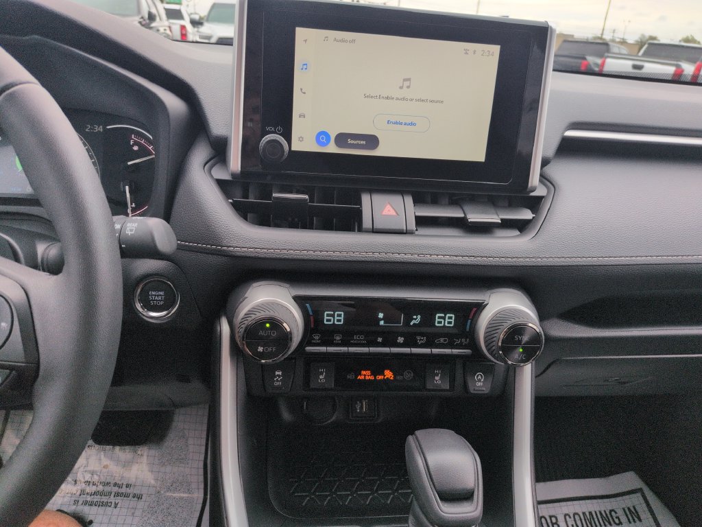 Certified 2025 Toyota RAV4 XLE w/ Convenience Package AWD/4WD image 17