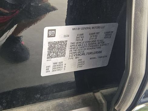 Certified 2025 Cadillac Escalade Sport Platinum AWD/4WD image 32