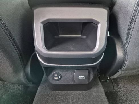 Used 2025 Ford Ranger XLT w/ Equipment Group 301A High AWD/4WD image 17
