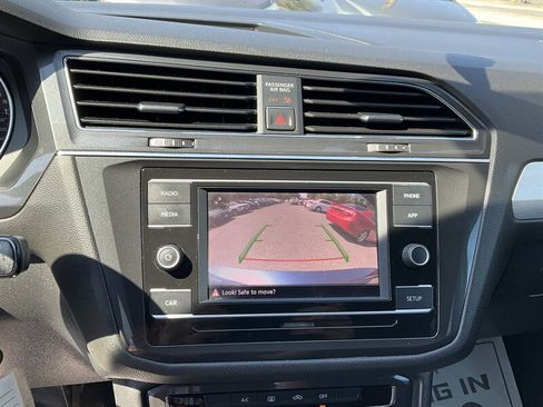Used 2018 Volkswagen Tiguan S AWD/4WD image 30