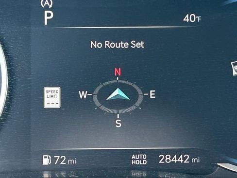 Used 2025 Genesis GV70 2.5T image 23