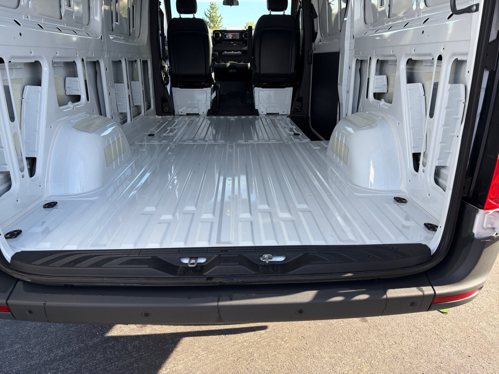 New 2026 Mercedes-Benz Sprinter 2500 image 34