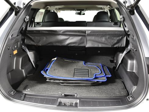 Used 2025 Mitsubishi Outlander SEL image 49