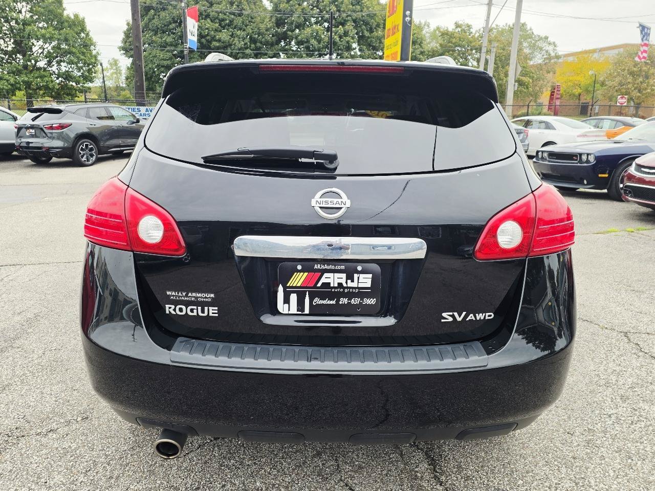 Used 2013 Nissan Rogue SV w/ Premium Pkg AWD/4WD image 6