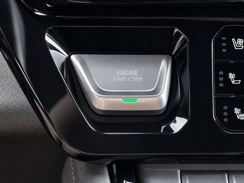 Certified 2025 GMC Sierra 1500 AT4 w/ AT4 Premium Package AWD/4WD image 26