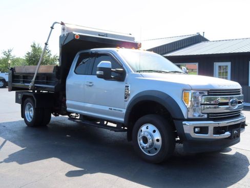 Used 2017 Ford F550 4x4 SuperCab Super Duty image 8