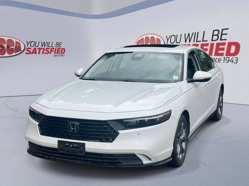 Used 2023 Honda Accord EX-L image 3