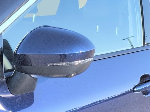 Certified 2025 Nissan Rogue Platinum FWD image 29