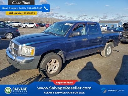 Used 2005 Dodge Dakota SLT