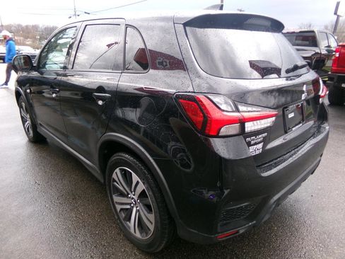 Used 2021 Mitsubishi Outlander Sport ES image 5